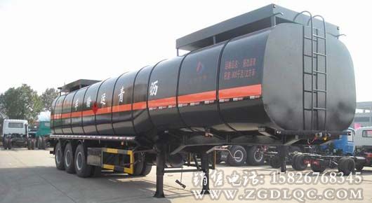 瀝青半掛運(yùn)輸車(chē)